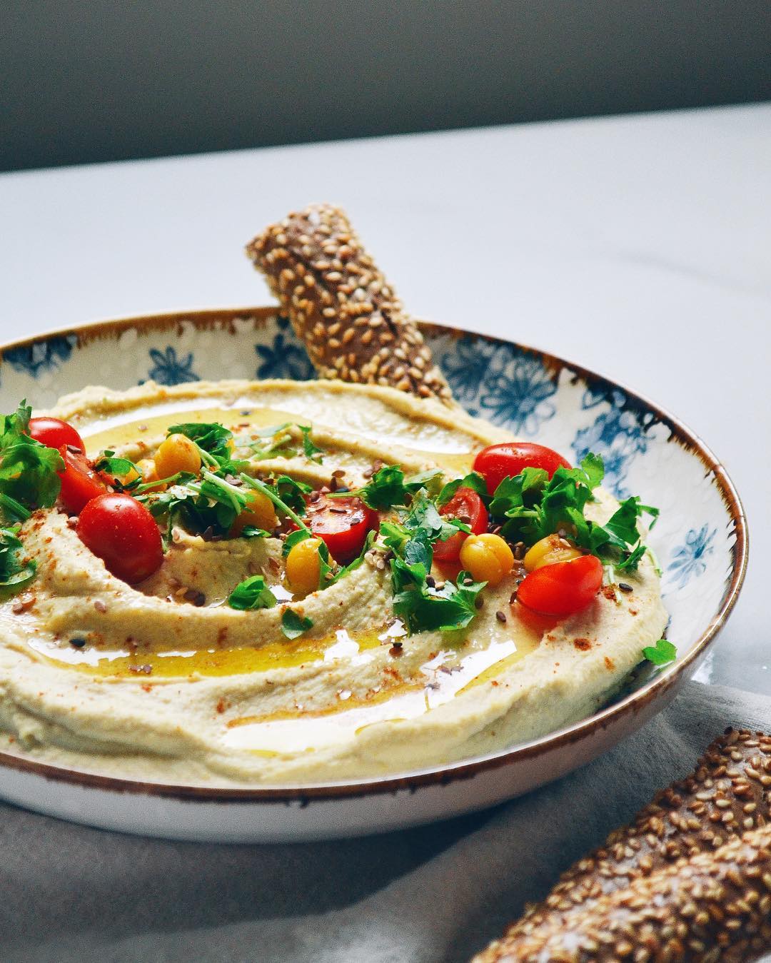 طرز تهیه حمص لبنانی خوشمزه و حرفه ای با نخود و ارده