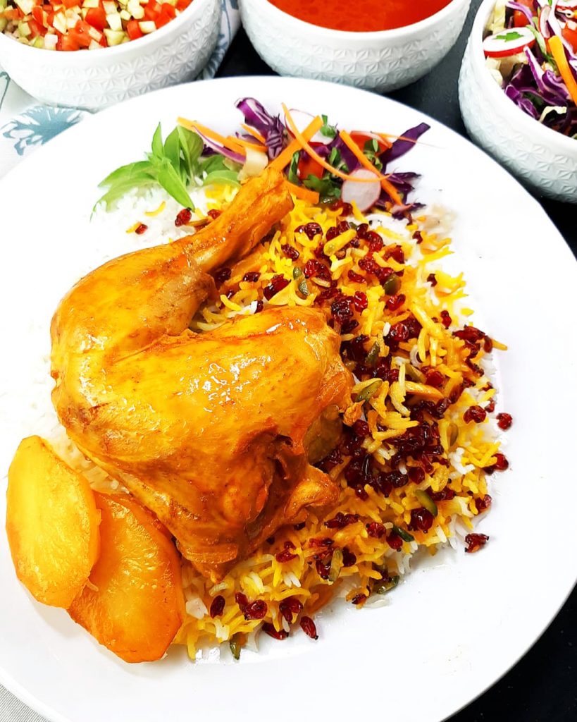 طرز تهیه چلو مرغ زعفرانی