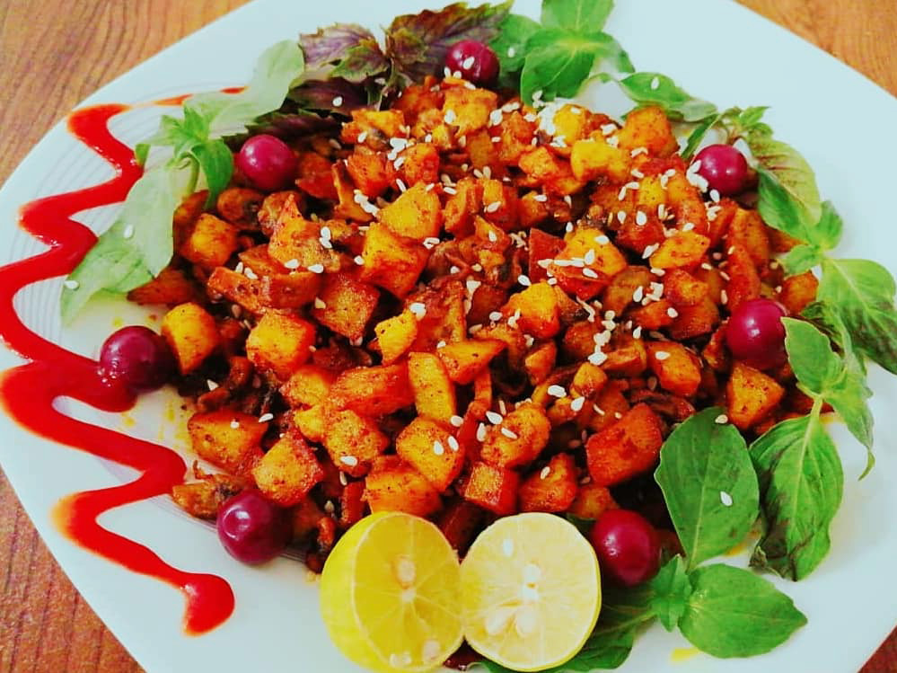 طرز تهیه خوراک سیب زمینی و قارچ