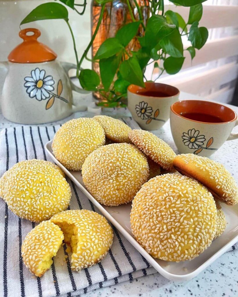 طرز تهیه کلوچه کنجدی 