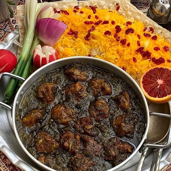خورش اسفناج با گوشت