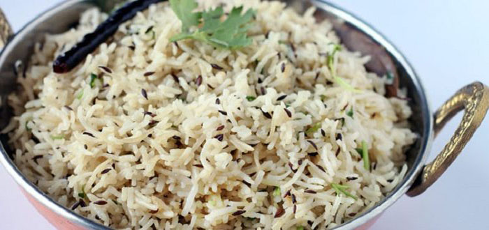 طرز تهیه زیره پلو ساده، خوشمزه و مجلسی با گوشت و مرغ ریش ریش
