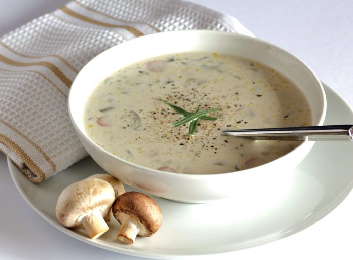طرز تهیه سوپ کنگر فرنگی