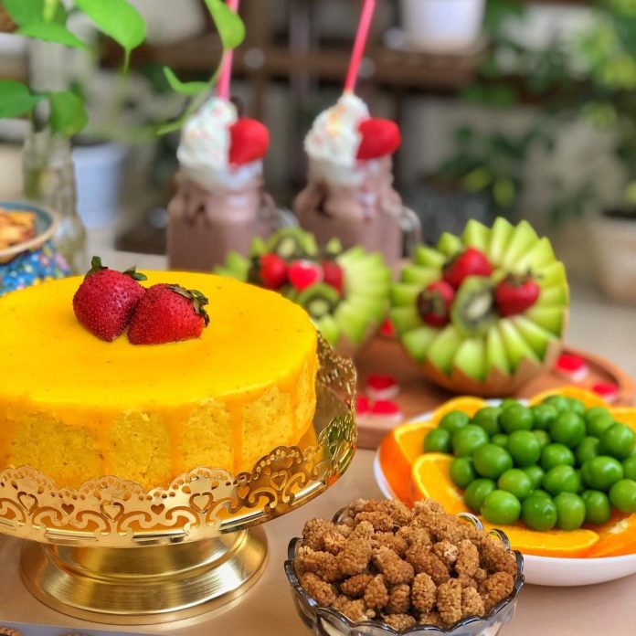 طرز تهیه کیک زعفرانی