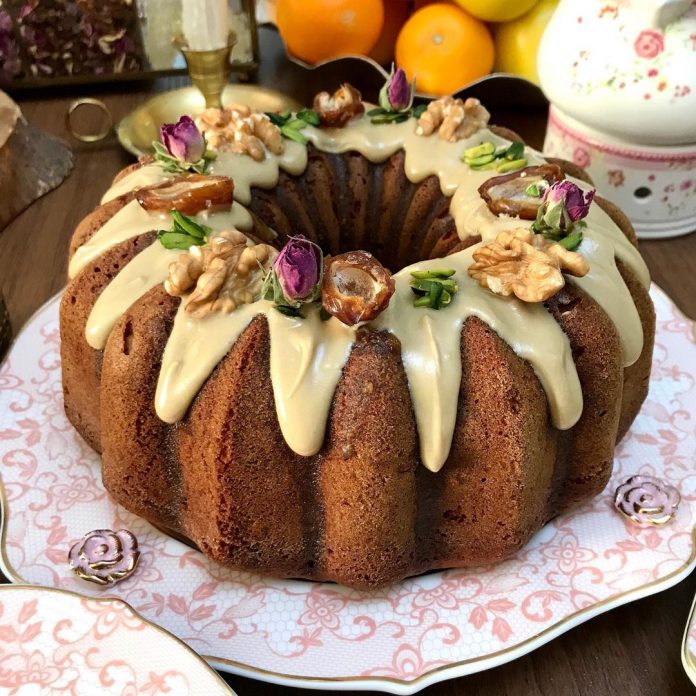 طرز تهیه کیک خرما