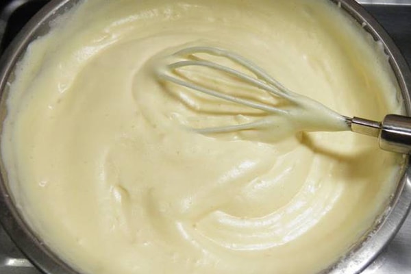 طرز تهیه کیک چهار مغز