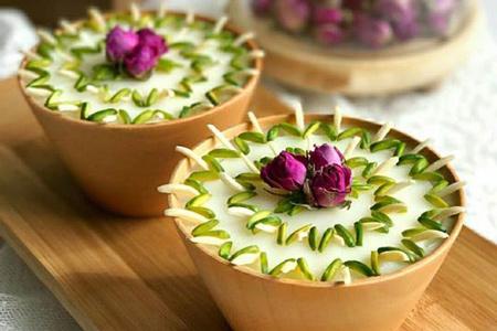 طرز تهیه فرنی بادام