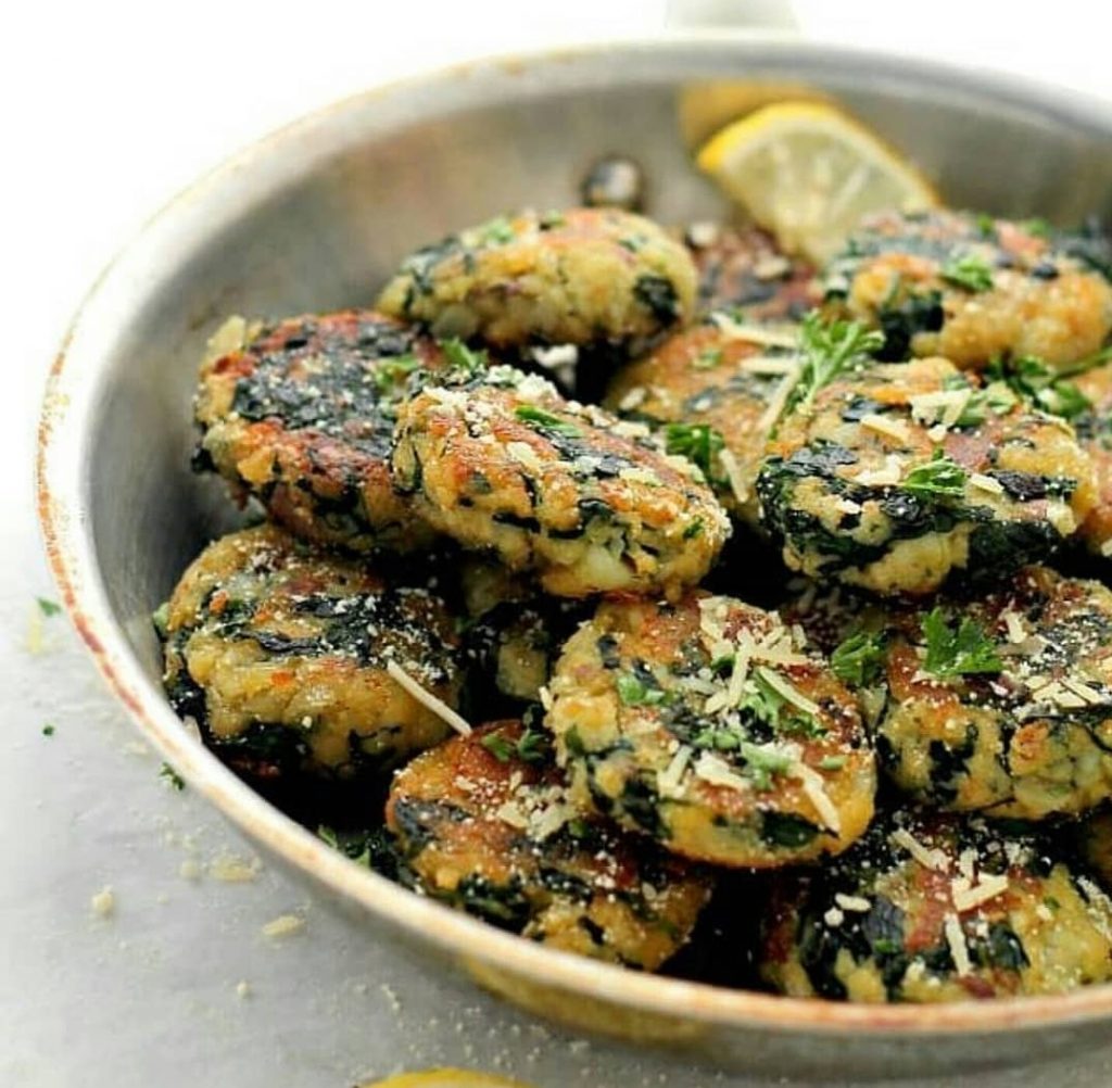طرز تهیه کتلت اسفناج با گوشت چرخ کرده