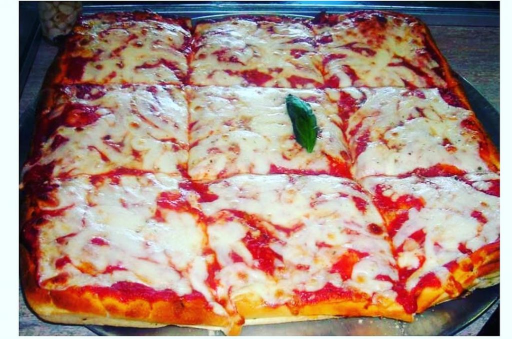 طرز تهیه پیتزا نیویورکی