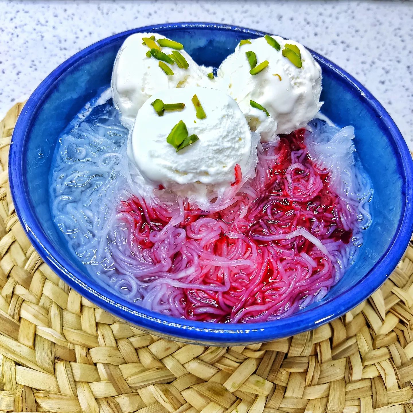 طرز تهیه فالوده شیرازی با رشته آماده سریع و خوشمزه در خانه